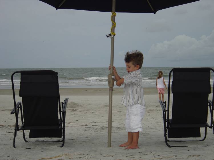 Beach-BumBrella-Perfect-Umbrella-Shade-For-Sporting-events